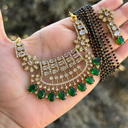Petal Curve Mangalsutra