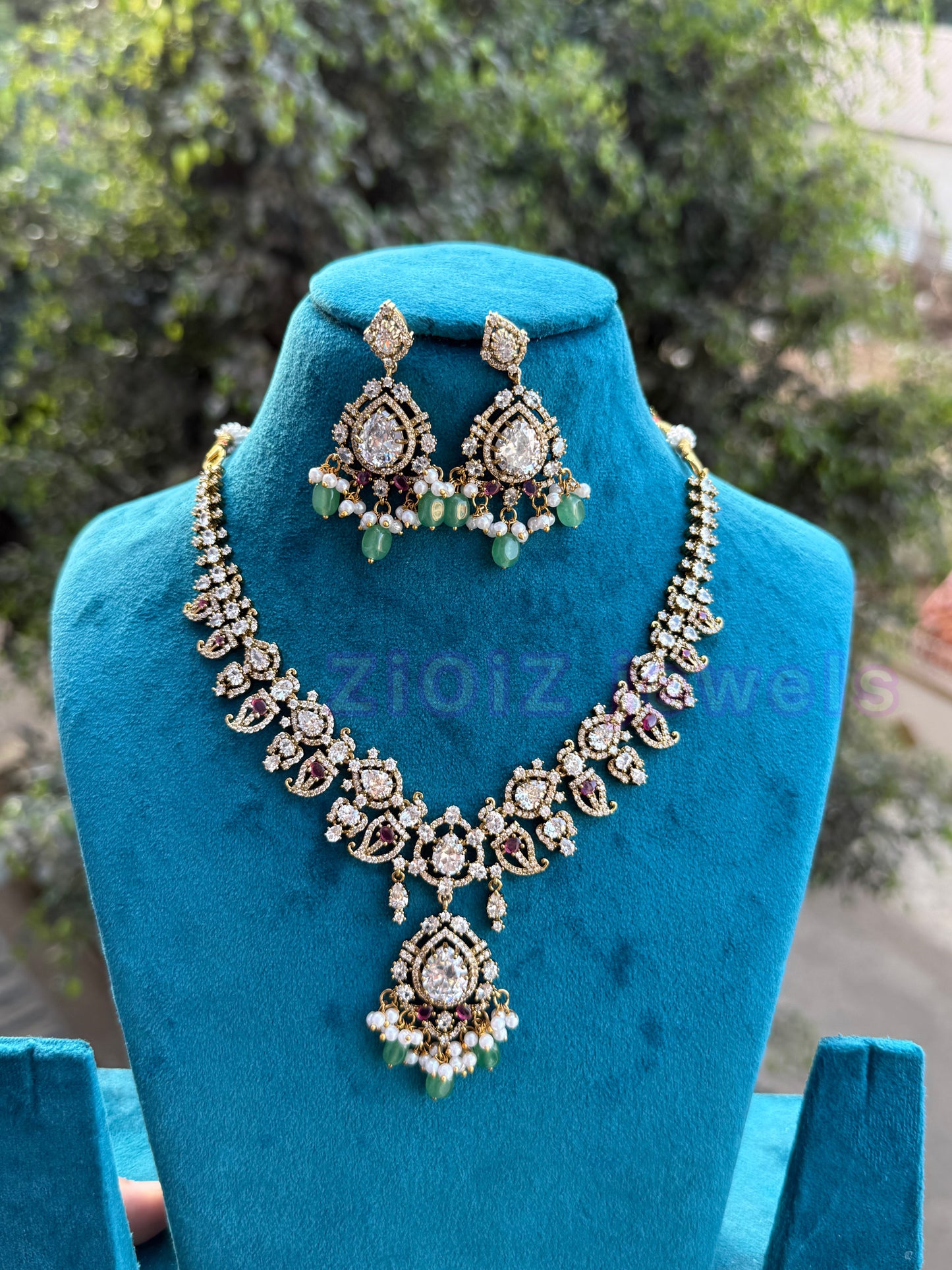 Victorian -Premium Necklace