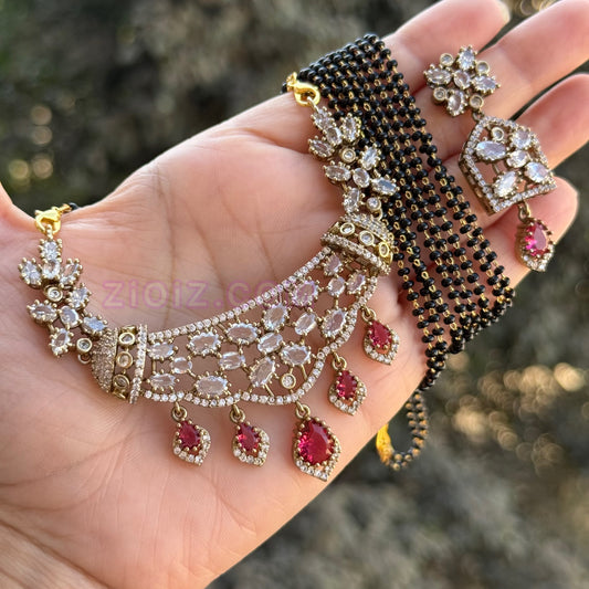 Emerald Flora Crescent Mangalsutra