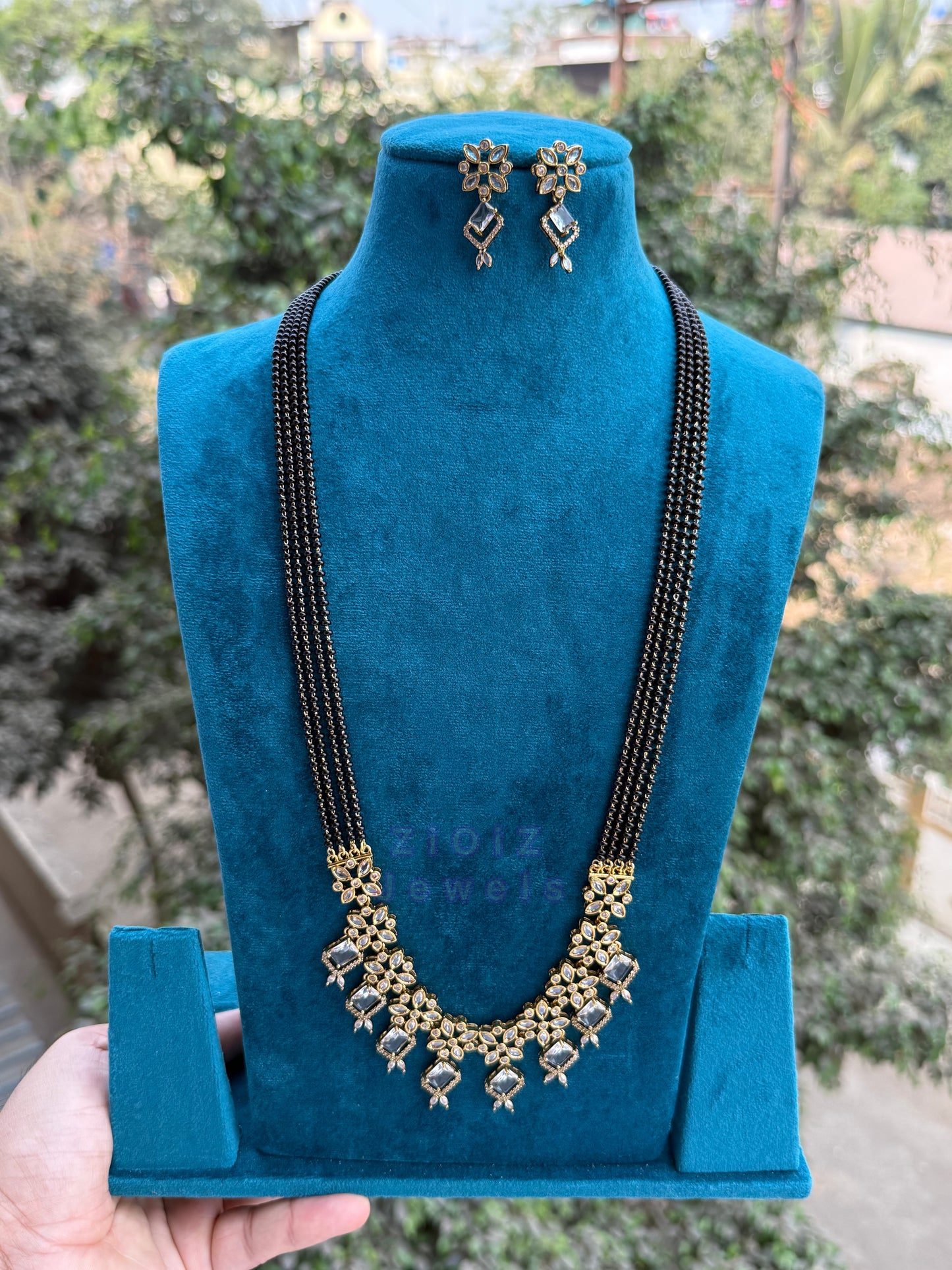 Rectangle Stone 4-line Mangalsutra